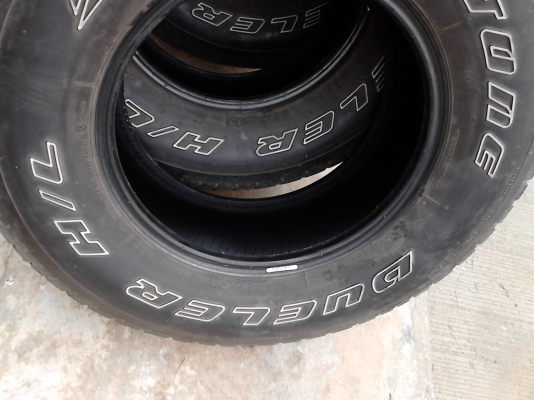 255/70R15 BRIDGESTONE DUELER H/L  มี ชุด 4 เส้น TEL.081-427-3941