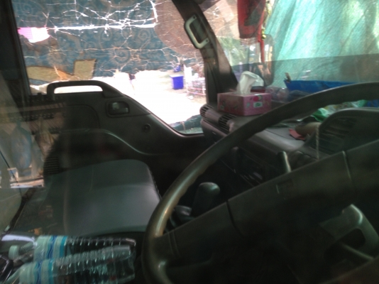 ขายรถโดยสารรับ-ส่งนักเรียน  NPR 120  HP  รถห้างหัวการ์ตูน  ปี  2540