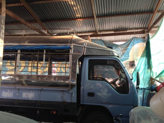 ขายรถโดยสารรับ-ส่งนักเรียน  NPR 120  HP  รถห้างหัวการ์ตูน  ปี  2540