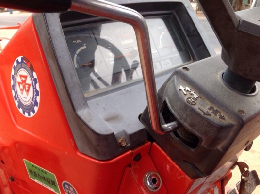 แทรกเตอร์คูโบค้า  L1    26  แรง สภาพดีเยี่ยม พร้อมใช้งาน เดิมๆทั้งคัน นำไปใช้แล้วไม่ผิดหวัง พร้อมจอบหมุนเเละใบดันหน้า