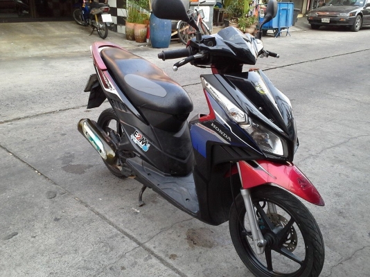 Click i ปี 53 สีแดง ดำ ล้อแม็ค รถสวย เครื่องเดิมๆ