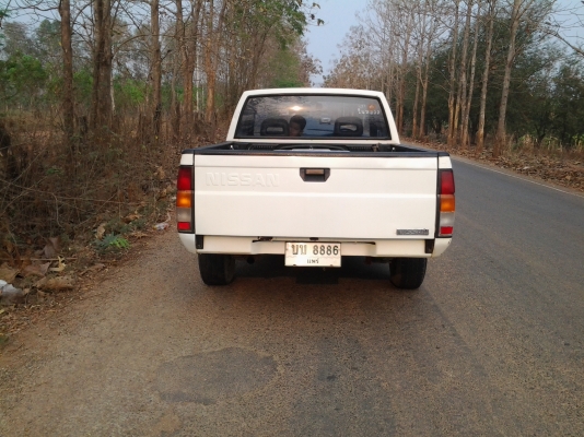 นิสสันบิ๊กเอ็มสภาพดีครับมีแก็สด้วยครับ เครื่องแน่นๆ ขาย 109000 บาท