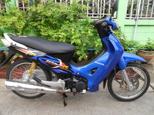 ----->>> ขายเวฟฟฟ 125R ปี47 เครื่องดีสภาพดี ภาษียังไม่ขาด