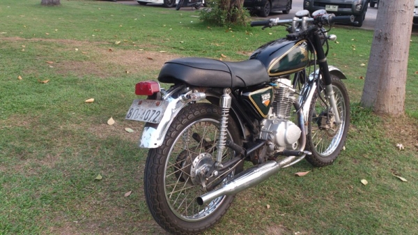 ขายHONDA CB1 LIFAN250 เแต่งเดิมๆสภาพเอี่ยมๆเล่มทะเบียนไม่โอน