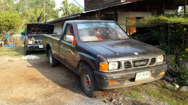 ISUZU TFR ปี35 เครื่อง 87 แรง หัวบาง ยางดี คัสชีสวย  เล่มทะเบียนพร้อมโอน