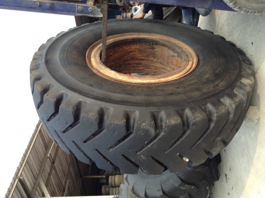 ขายยาง\%ขนาด 21.00R35  MICHELIN สภาพดีมากๆ