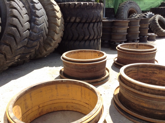 ขายยาง\%ขนาด 21.00R35 MICHELIN สภาพดีมากๆ ขายยาง\%ขนาด 21.00R35 MICHELIN สภาพดีมากๆ