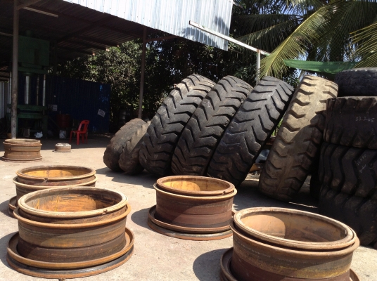 ขายยาง\%ขนาด 21.00R35 MICHELIN สภาพดีมากๆ ขายยาง\%ขนาด 21.00R35 MICHELIN สภาพดีมากๆ