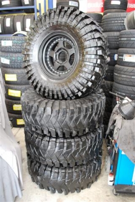 ขายยาง 37" พร้อมแม็ก -25