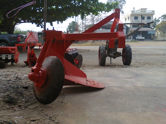 ขายผานยกร่องพร้อมหัวขุดสองในหนึ่งเดียวของใหม่รับประกันคุณภาพ084-6175640