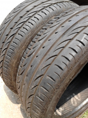 205/45R17 PIRALLI  PZERO NERO   มี  2 เส้น สภาพใหม่ หนา ไม่เคยรั่ว TEL.081-427-3941