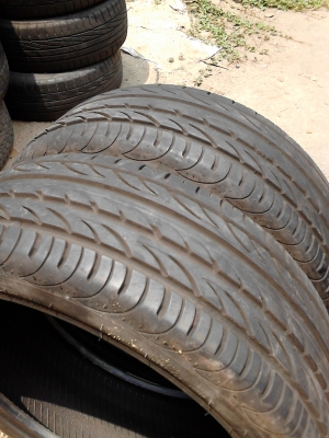 205/45R17 PIRALLI  PZERO NERO   มี  2 เส้น สภาพใหม่ หนา ไม่เคยรั่ว TEL.081-427-3941