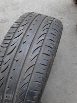 205/45R17 PIRALLI  PZERO NERO   มี  2 เส้น สภาพใหม่ หนา ไม่เคยรั่ว TEL.081-427-3941