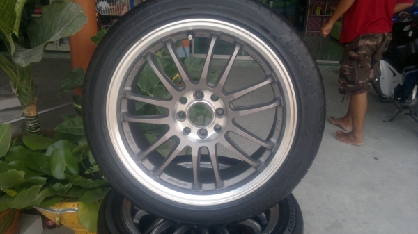 ขาย Max พร้อมยาง ขอบ 17