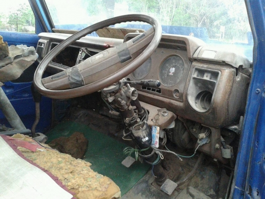 ขายรถดั้ม 6 ล้อ TOYOTA BU30