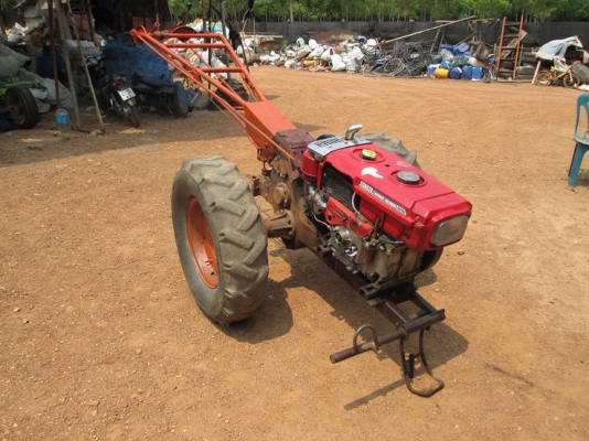 ขาย    KUBOTA   ET 9.5 แรง   โคลงจักรเพชร   3 เกียร์