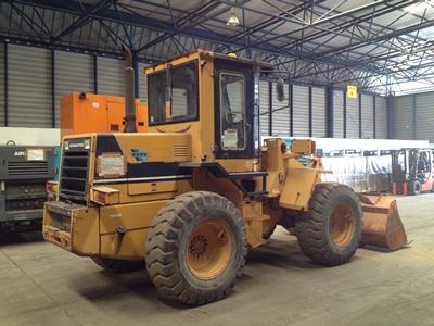 ขายรถตัก WA100-1 สภาพสวยพร้อมใช้ นำเข้าจากประเทศญี่ปุ่น ติดต่อ อำพล 090-9694506/080-3031241 ขายรถตัก WA100-1 สภาพสวยพร้อมใช้ นำเข้าจากประเทศญี่ปุ่น ติดต่อ อำพล 090-9694506/080-3031241