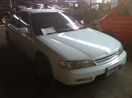 ขาย honda accord 120000 บาท ขาย honda accord 120000 บาท