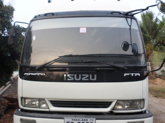 6 ล้อใหญ่  อีซูซุ  FTR  200 แรง  ยูโร 2  กระบะคอกเหล็กรั้วสูง 10 เส้น สภาพใหม่ ยาว 7.2 เมตร