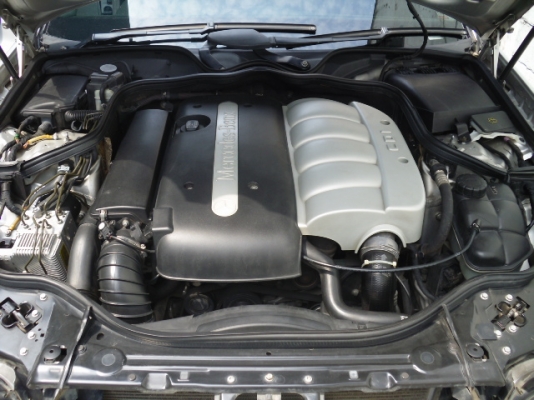 BENZ CDI AUTOปี2004เจ้าของขายเอง