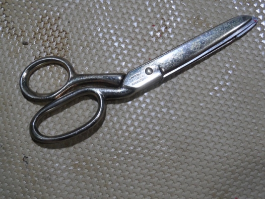 กรรไกรตัดผ้าRICHARS ENGLAND