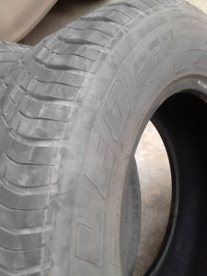 215/65R15 BRIDGE STONE LEO627  มี 2 เส้น Tel. 081-427-3941