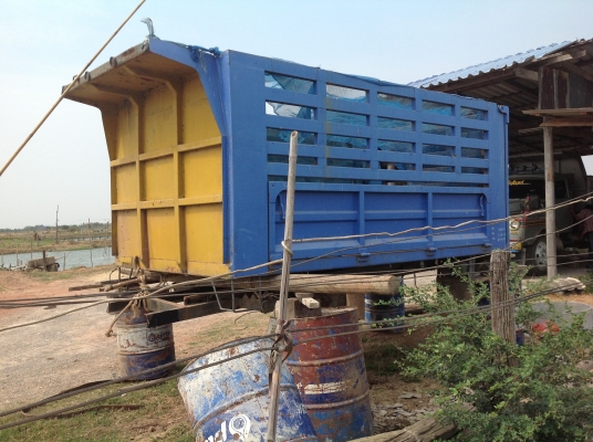 ขายกะบะดั้ม6ล้อสภาพสวยพร้อมดั้มตัวปั้นดำ ยาว370กว้าง220ม ครัชสีดำ74เชน