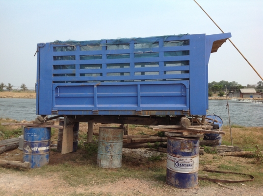 ขายกะบะดั้ม6ล้อสภาพสวยพร้อมดั้มตัวปั้นดำ ยาว370กว้าง220ม ครัชสีดำ74เชน