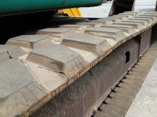 ขายแทร็กยาง PC40-7- ,PC45-1- PC40R-8- มือสองญี่ปุ่น