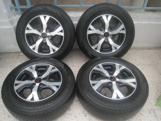 ขายล้อแม็กป้ายแดง Vigo TRD 16"x6.5" et40 5รู114.3 พร้อมยางผลิตสัปดาห์ที่ 34 ปี13 สนใจติดต่อเล็กคลองสามครับ (081-3747940)