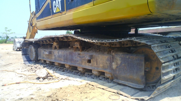 รถแบคโฮ CAT 320 V1 รถทำงานปกติ ชอบราคาเท่าไรต่อรองกันได้ครับ