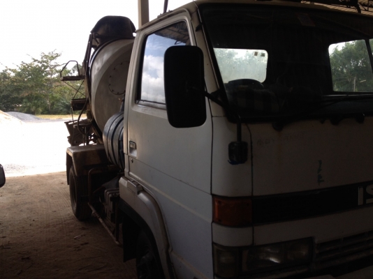 รถหกล้อโม่ปูน รถพร้อมใช้ เล่มทะเบียนพร้อมโอน