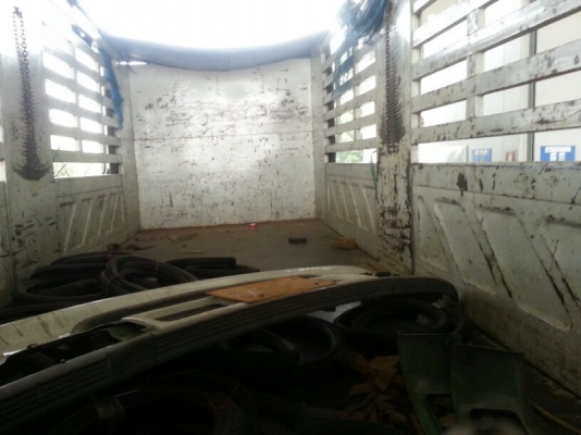 รถอีซูซุ 10 ล้อ รั้ว ( ไม่ดั้ม ) 300 แรงม้า. ปี 53 สนใจติดต่อ 081 - 6079515 รถอีซูซุ 10 ล้อ รั้ว ( ไม่ดั้ม ) 300 แรงม้า. ปี 53 สนใจติดต่อ 081 - 6079515