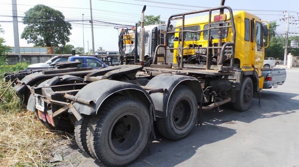 ขาย HINO 2 เพลา 320 แรง 650,000