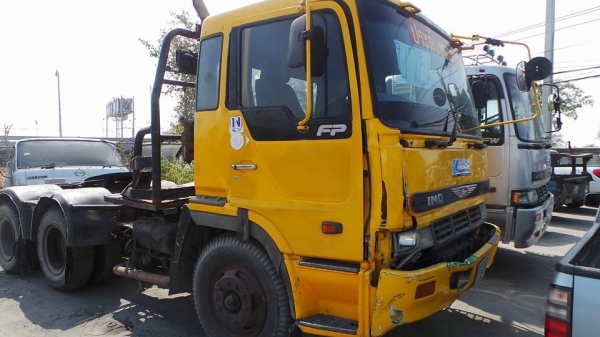 ขาย HINO 2 เพลา 320 แรง 650,000