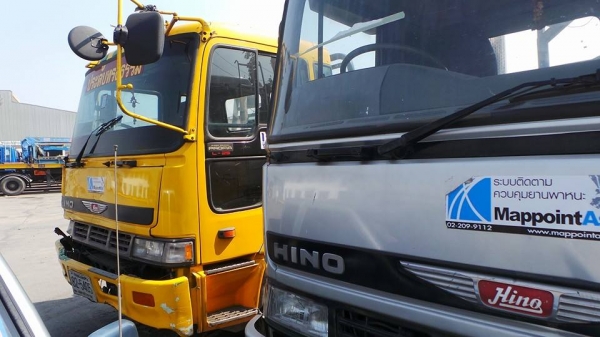 ขาย HINO 2 เพลา 320 แรง 650,000