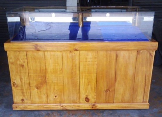 ตู้โชวว์พระสภาพใหม่ ขนาดใหญ่ มีล้อ มีไฟ พร้อมใช้งาน