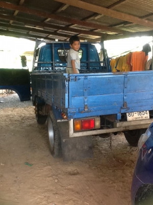 ด่วนเลยครับ หกล้อ ช่วงสั้น 85 แรง สวย ด่วนเลยครับ หกล้อ ช่วงสั้น 85 แรง สวย