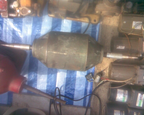 หินเจียรแกนยาว