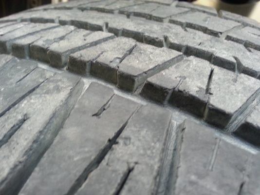 ขายยาง31.10.5 15 6500