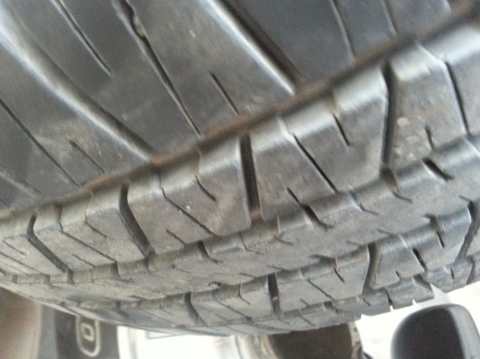 ขายยาง31.10.5 15 6500