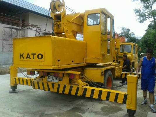 ขายเครน11ตัน 6ล้อ KATO