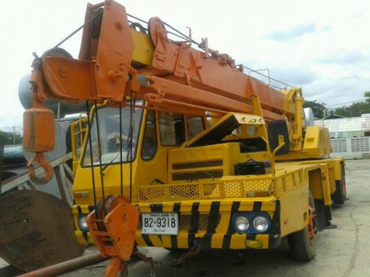 ขายเครน11ตัน 6ล้อ KATO