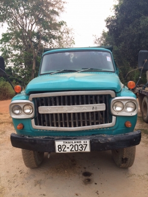 ขาย nissan หน้ายาว