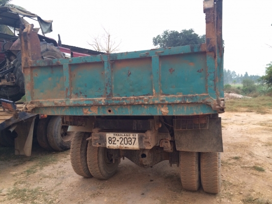 ขาย nissan หน้ายาว