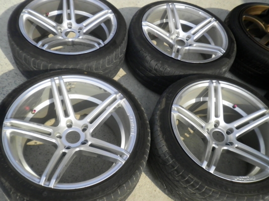 แม็กใหม่ขอบ18 กว้าง9.5+10.5 พร้อมยาง\%