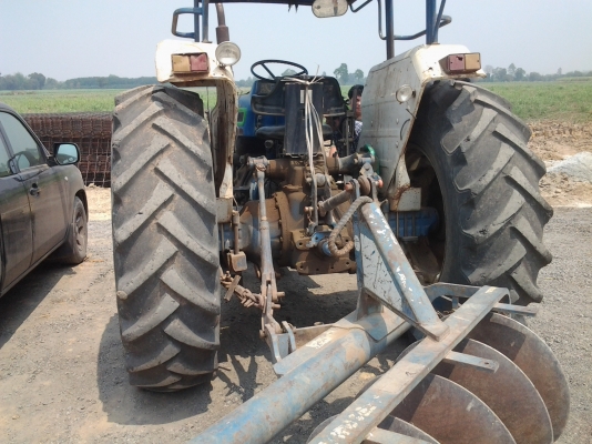 FORD  6600เพลาเดียว  T6  ดันหน้าผาน3ผาน6  เล่มทะเบียนพร้อมโอน