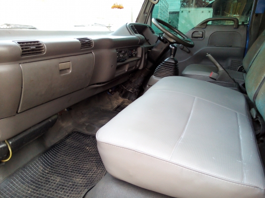 6 ล้อกลาง  ISUZU ( Euro.2 ) NPR 130 แรงม้า *5.00 ม.*  รถสวยเดิม+สวยจริง  * รถห้างแท้ * เอกสารพร้อมโอน