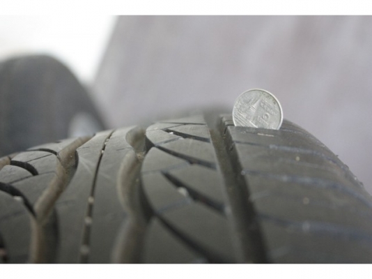 ยาง 195/65/15 ปี12