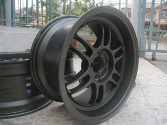 ขายล้อแม็กมือสอง RPF1 งานssw 15"x8" et35 4รู100 สีเทากัน สีเดิม ไม่มีรอยเบียด ขายทั้งชุด 8,500 บาทครับพร้อมใส่ถ่วง สนใจติดต่อเล็กคลองสามครับ 081-3747940